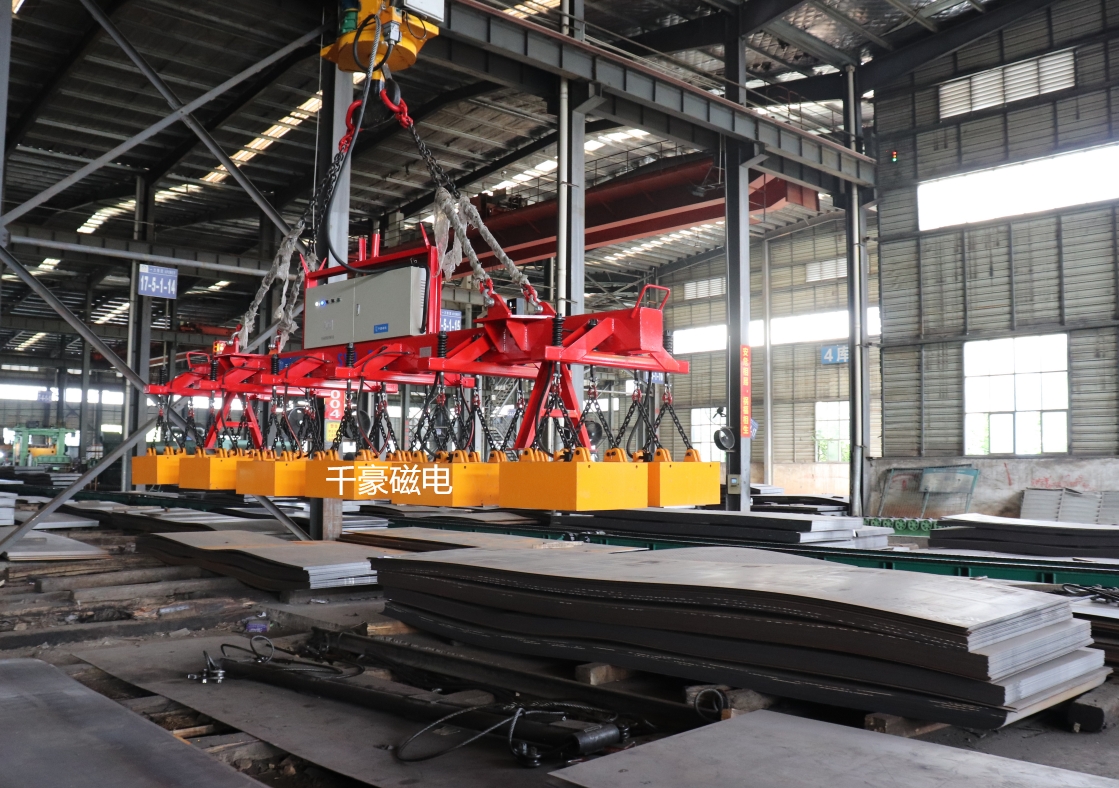 千豪電永磁吊具一力物流園使用案例