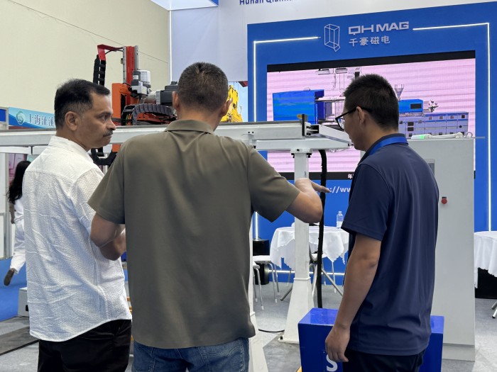 電永磁吸盤(pán),注塑機(jī)快速換模,電永磁起重器